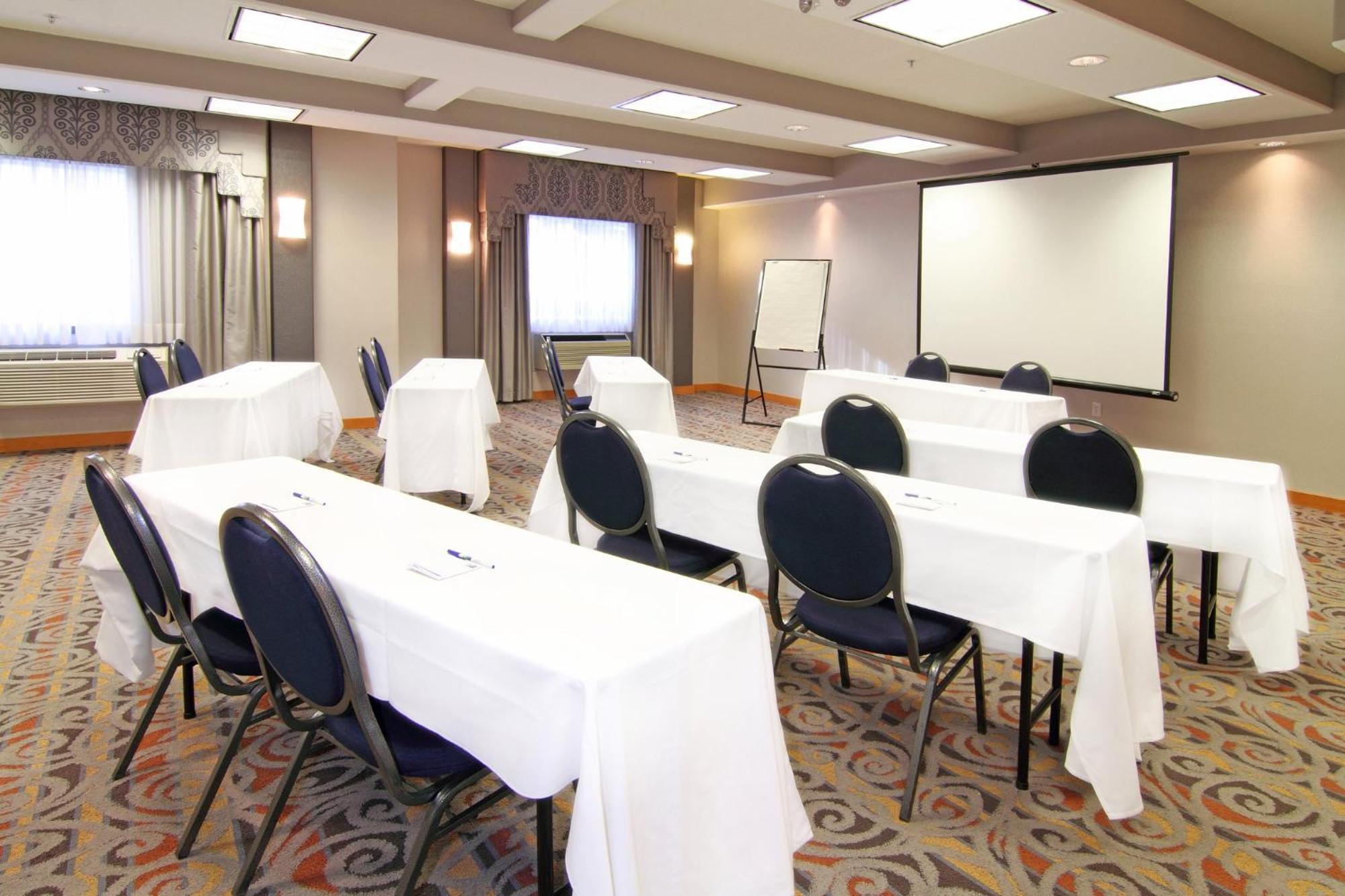 Holiday Inn Express Calgary South By Ihg Kültér fotó