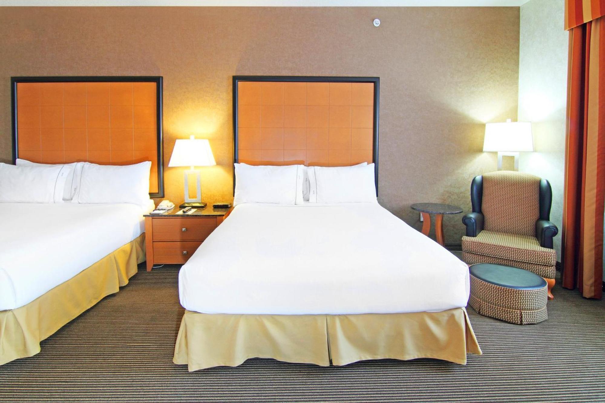 Holiday Inn Express Calgary South By Ihg Kültér fotó