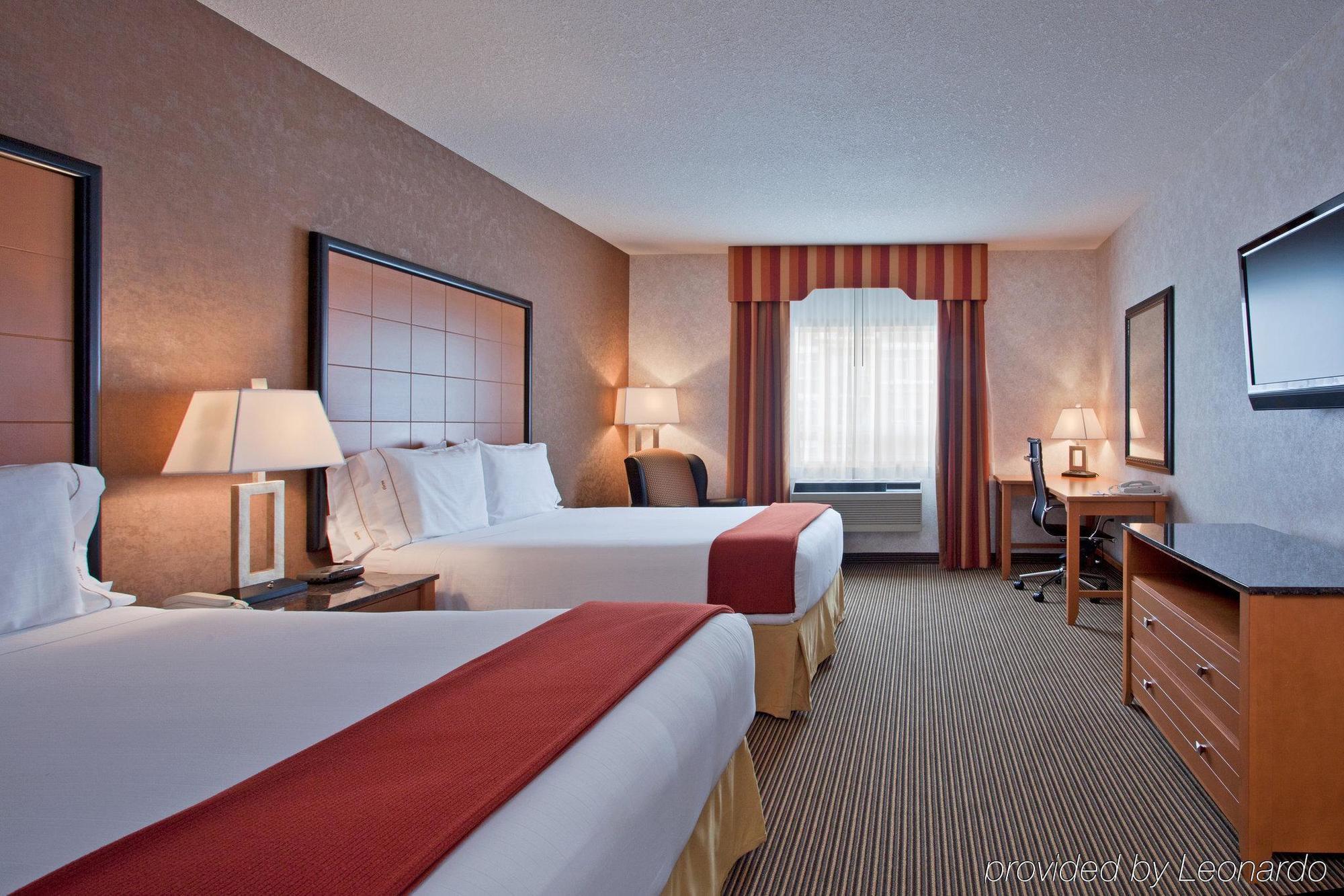 Holiday Inn Express Calgary South By Ihg Kültér fotó